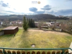 Garten mit Schlossblick - Wohnhaus mit 3 Wohneinheiten und einer Ladeneinheit