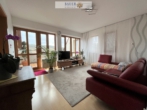 Wohnzimmer - Attraktive 3,5 Zimmer Wohnung mit KFZ-Stellplatz in Röttingen