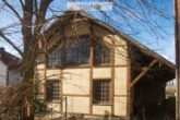 Nebengebäude (Ehemaliger Bahnhofsschuppen aus Creglingen) - Altes Pfarrhaus mit Nebengebäude in Creglingen – Finsterlohr